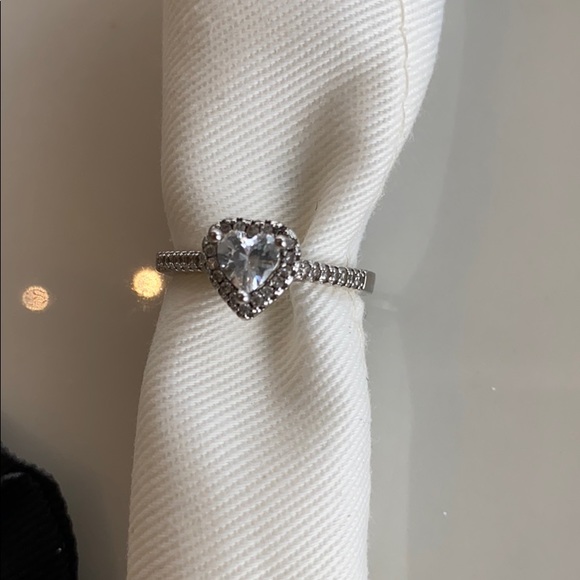 Love heart ring - Picture 3 of 5